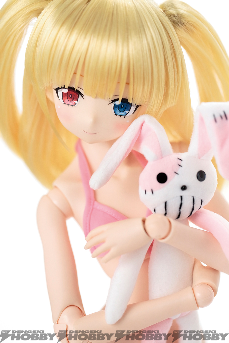 別注版には水着も！ 『僕は友達が少ないNEXT』羽瀬川小鳩のアクティブ