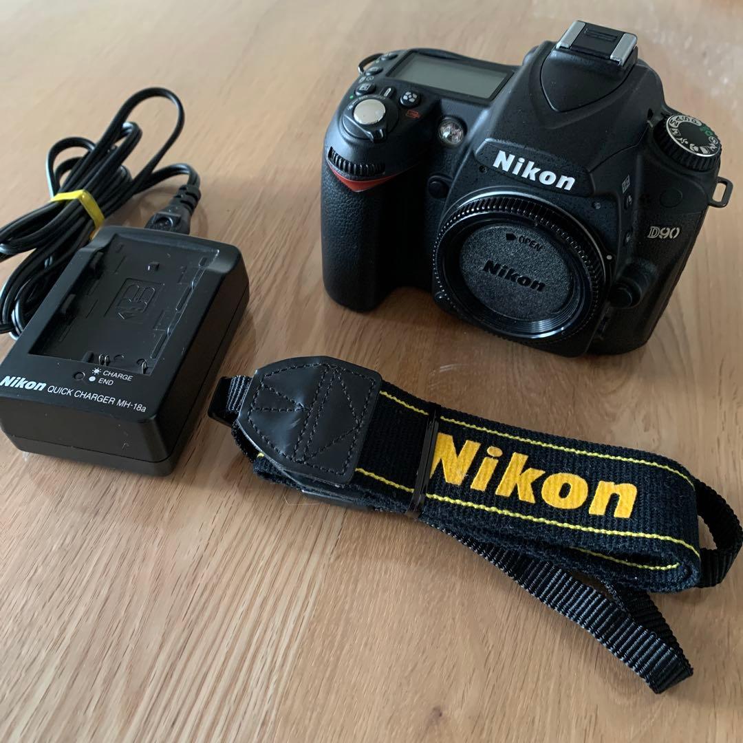 シャッター回数696 Nikon ニコン D90 ボディ デジタル一眼レフ ニコン（Nikon） あすつく Nikon D3s ボディ シャッター回数38,890