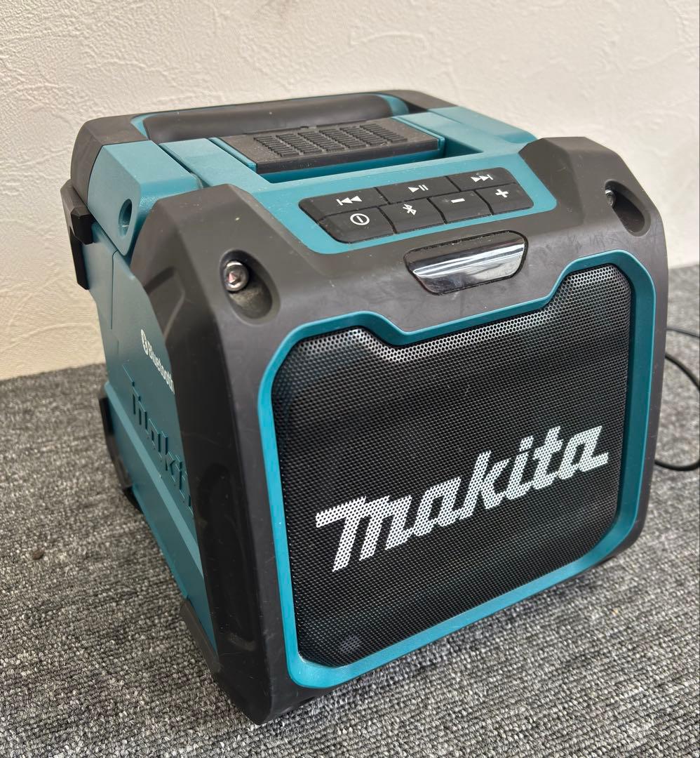 マキタ(makita) コードレスピーカー Bluetooth MR200 楽天市場】マキタ 充電式スピーカー MR200(青)/MR200B (黒